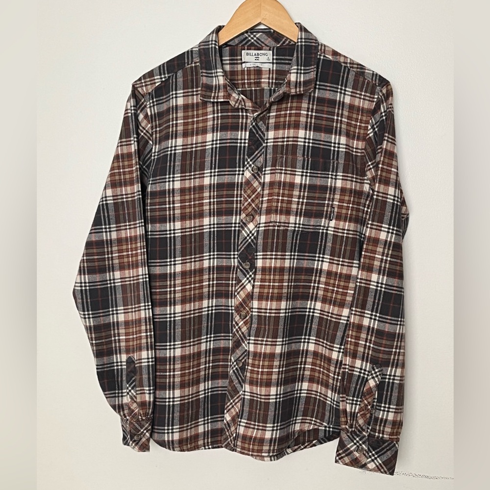 BILLABONG MENS LONG SLEEVE PLAID FLANNEL BUTTON DOWN SHIRT
